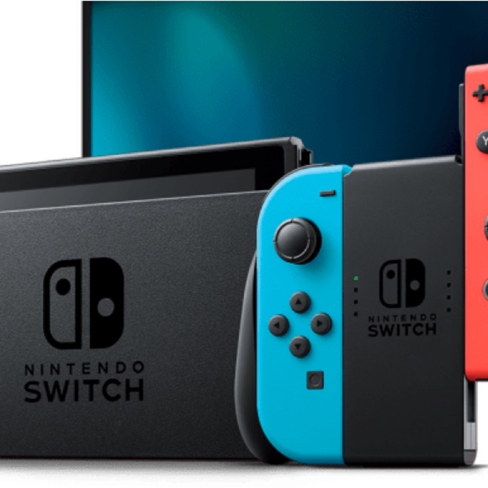 Nintendo Switch - Picture 2 of 9